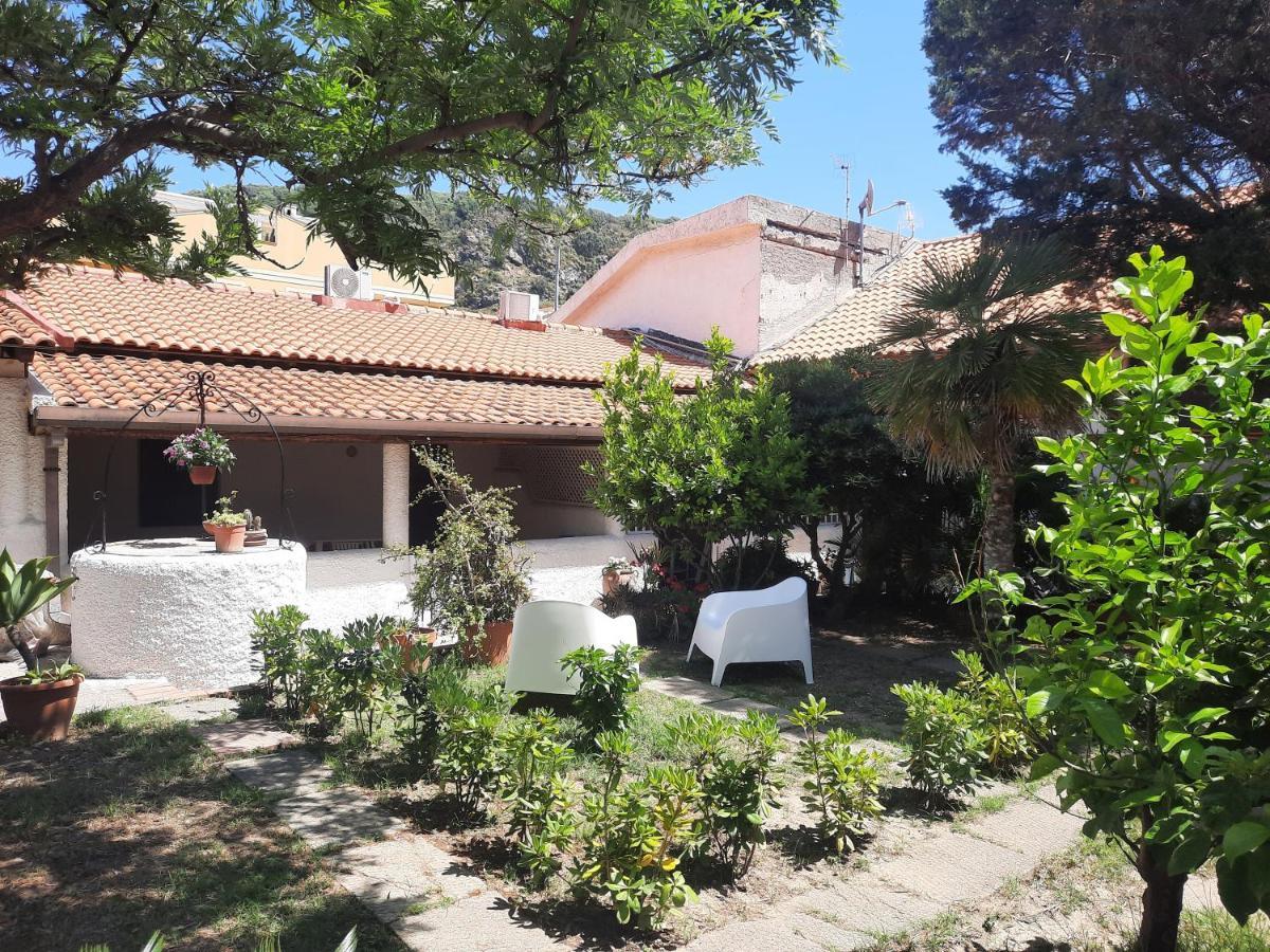 La Casa Di Marta Villa Milazzo Exteriör bild